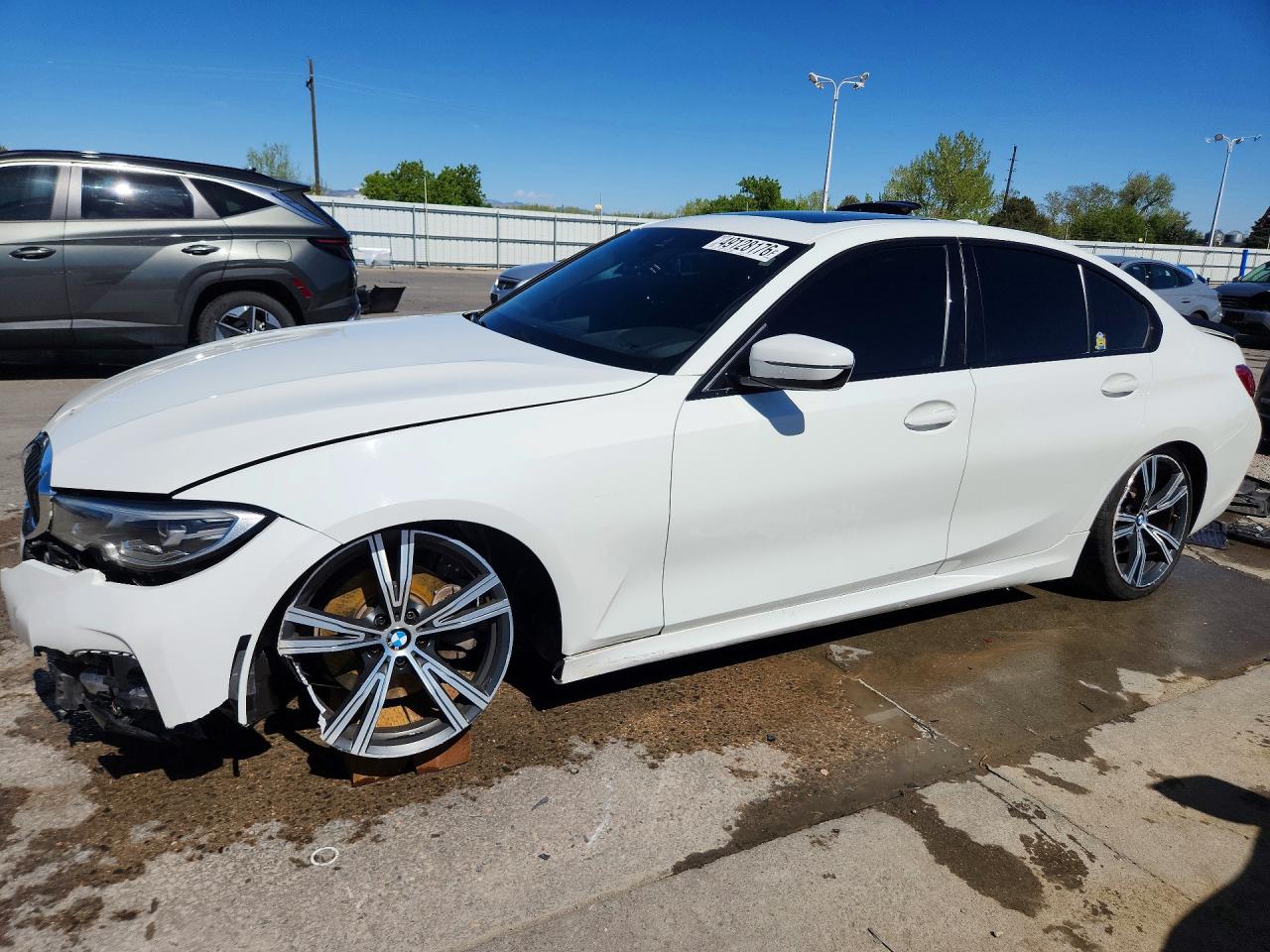 Salvage BMW 3 Series Image