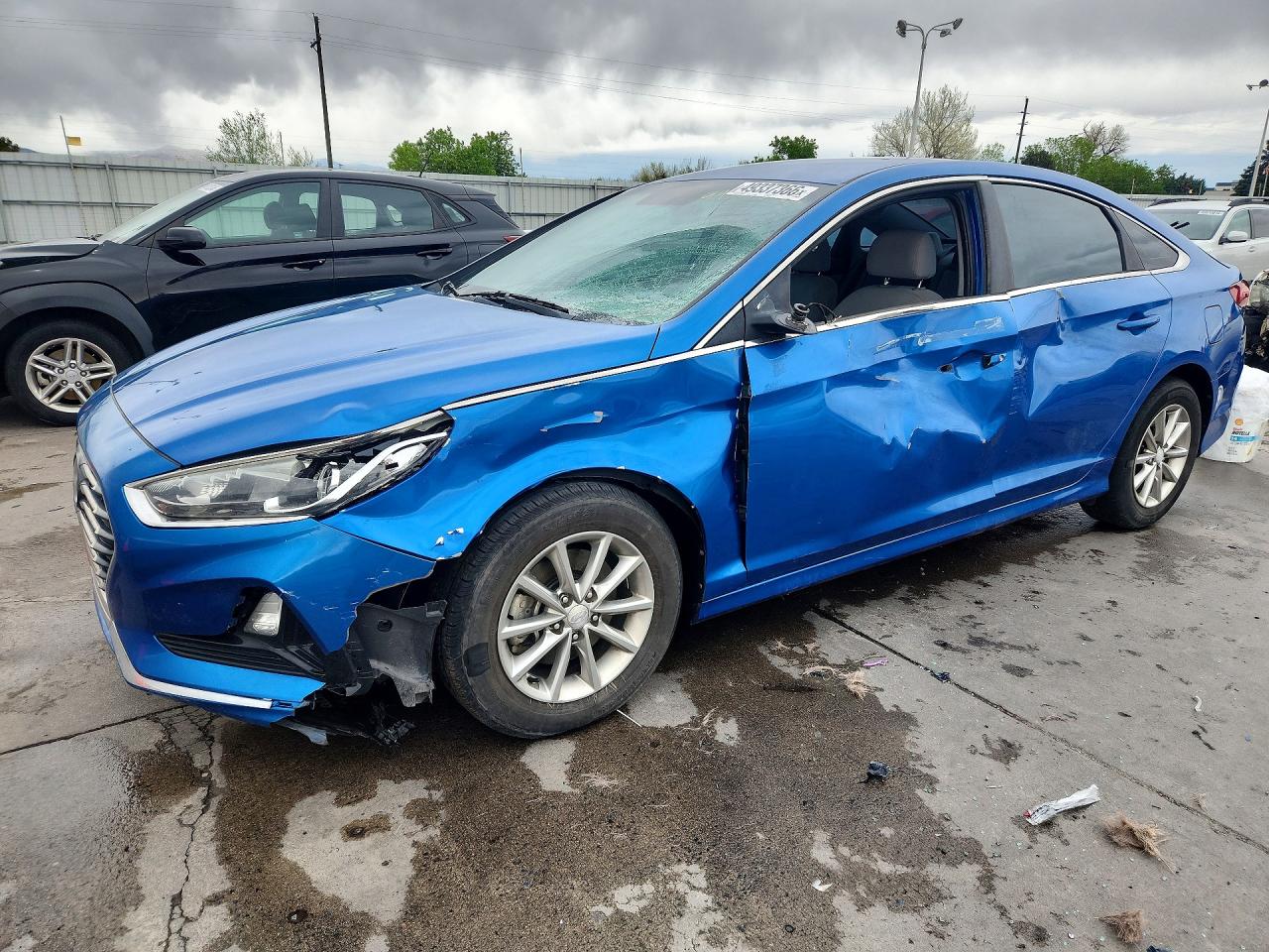 Salvage Hyundai SONATA Image
