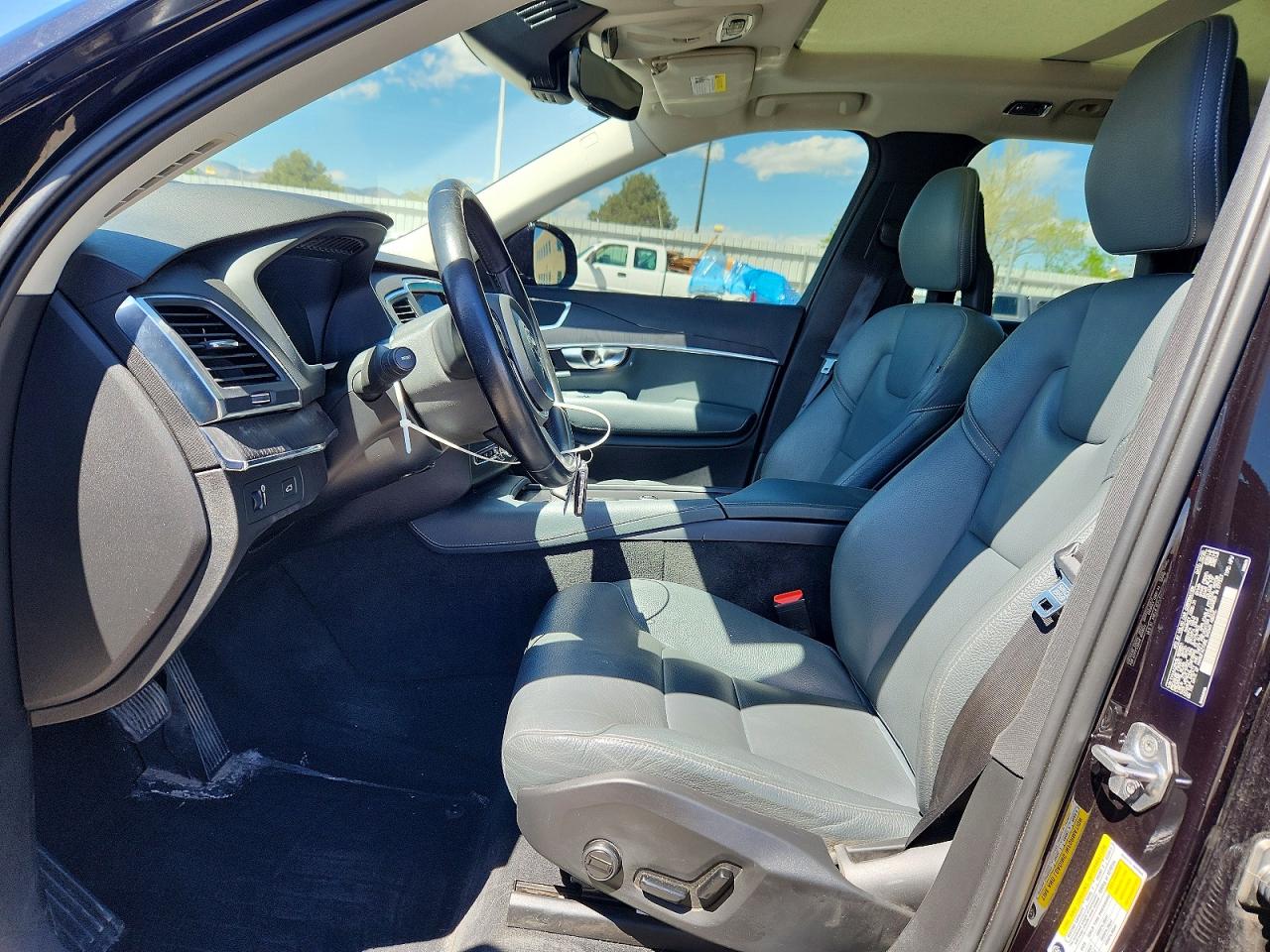 Volvo XC90 T6 Momentum