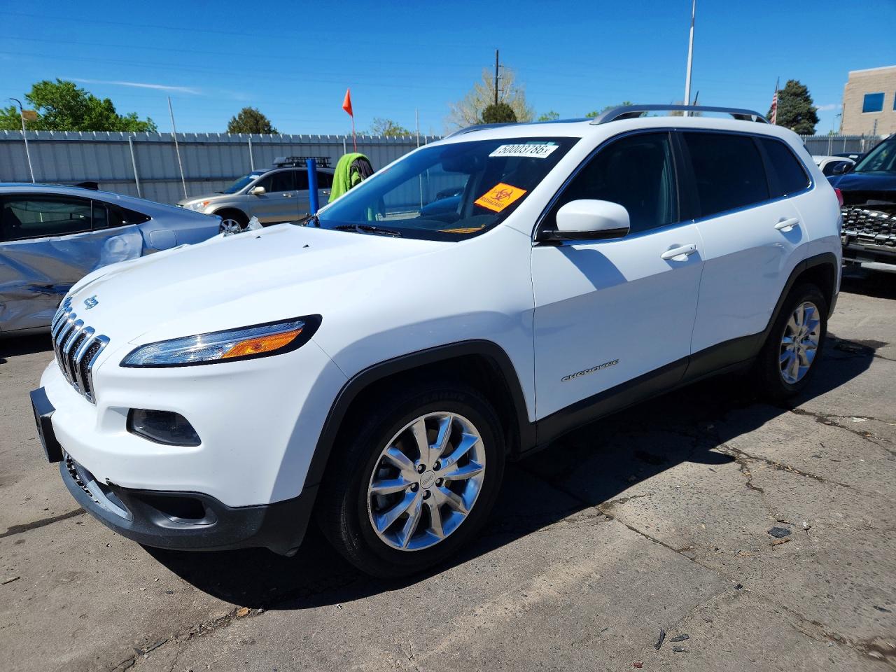 Salvage Jeep Cherokee Image