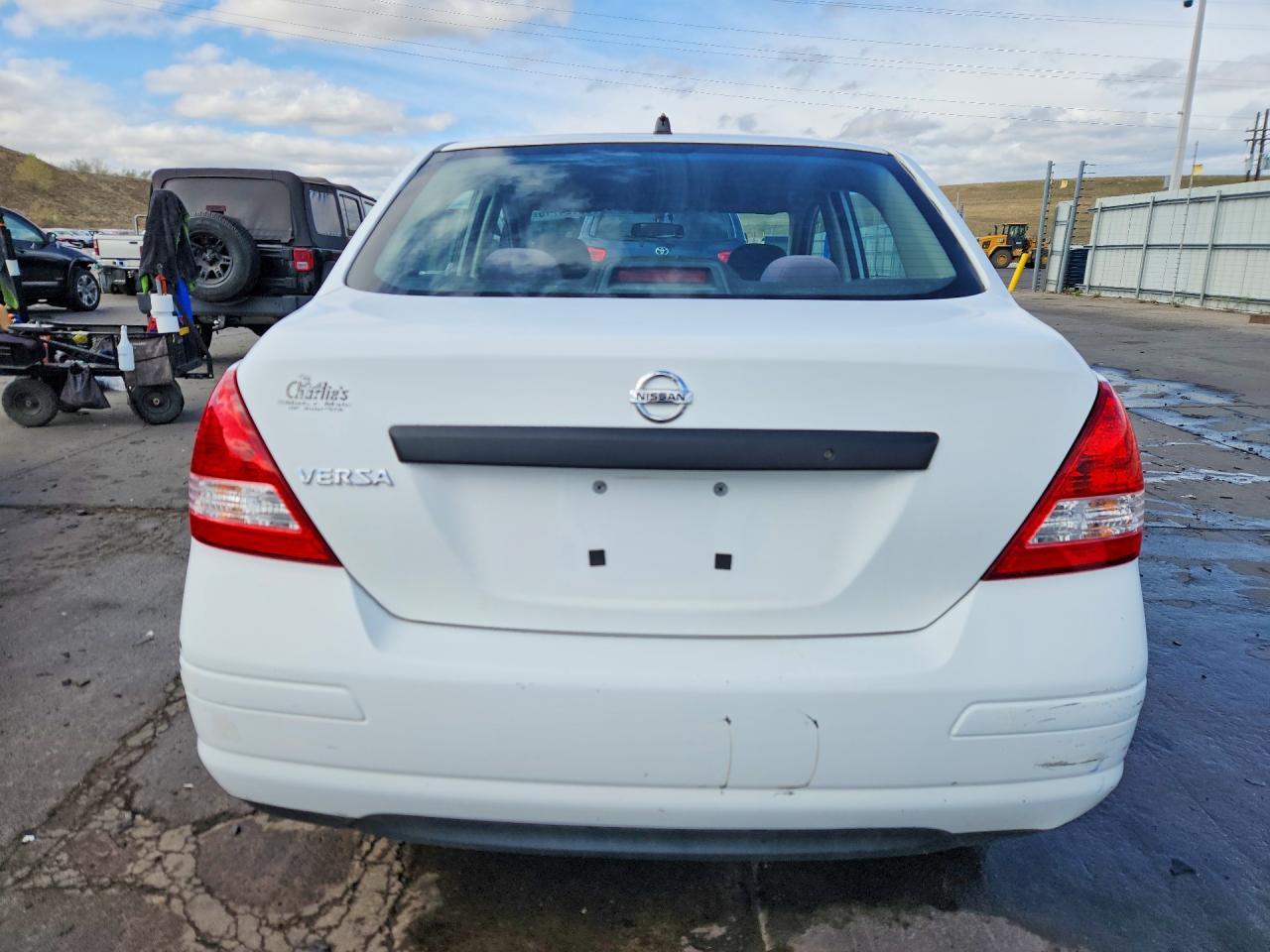 Nissan Versa 1.6 Base