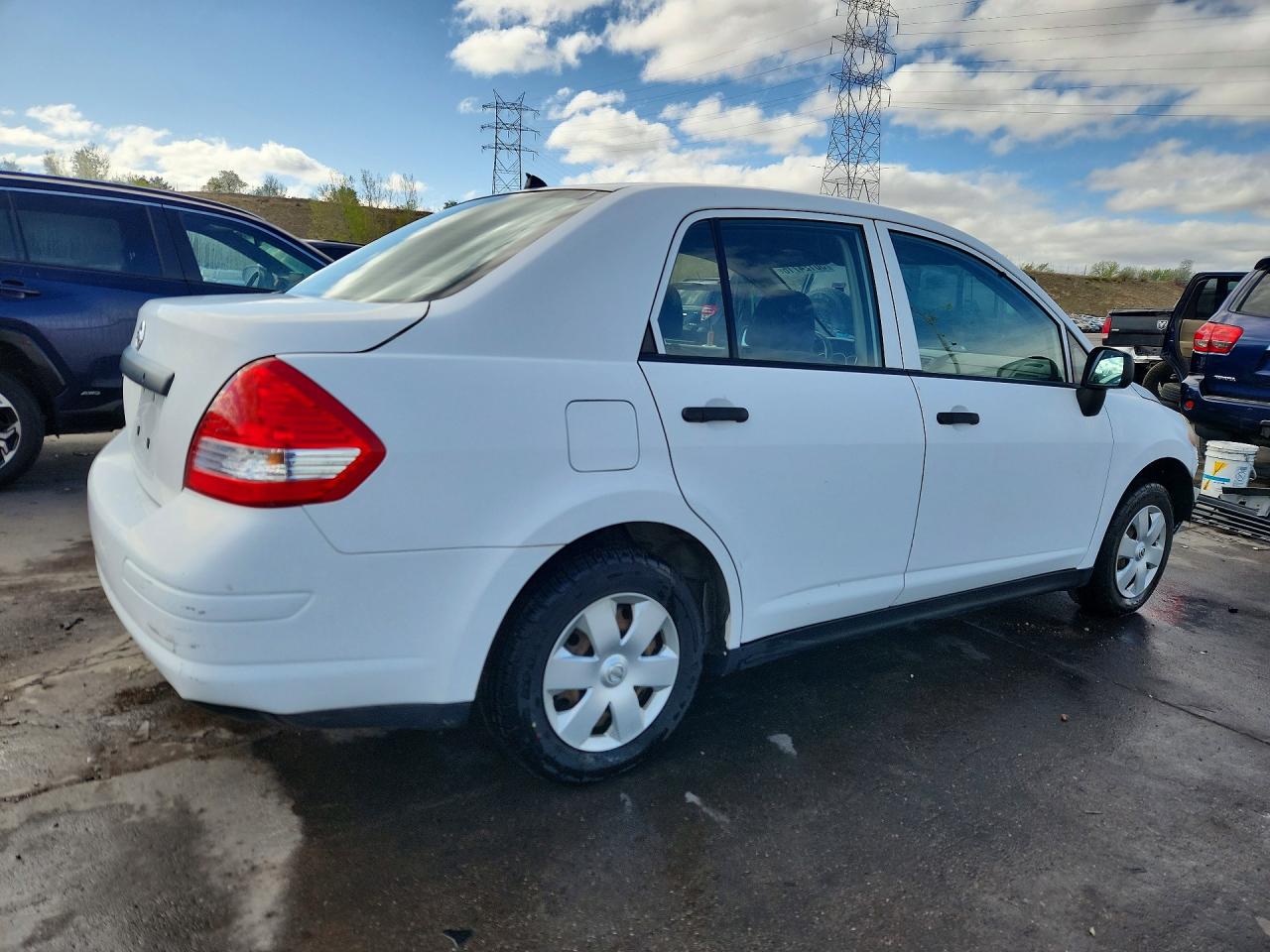 Nissan Versa 1.6 Base