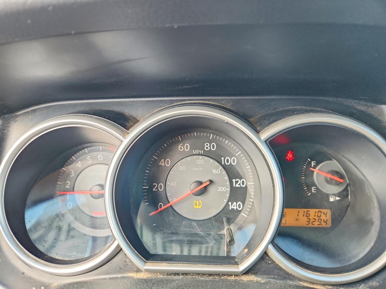 Nissan Versa 1.6 Base