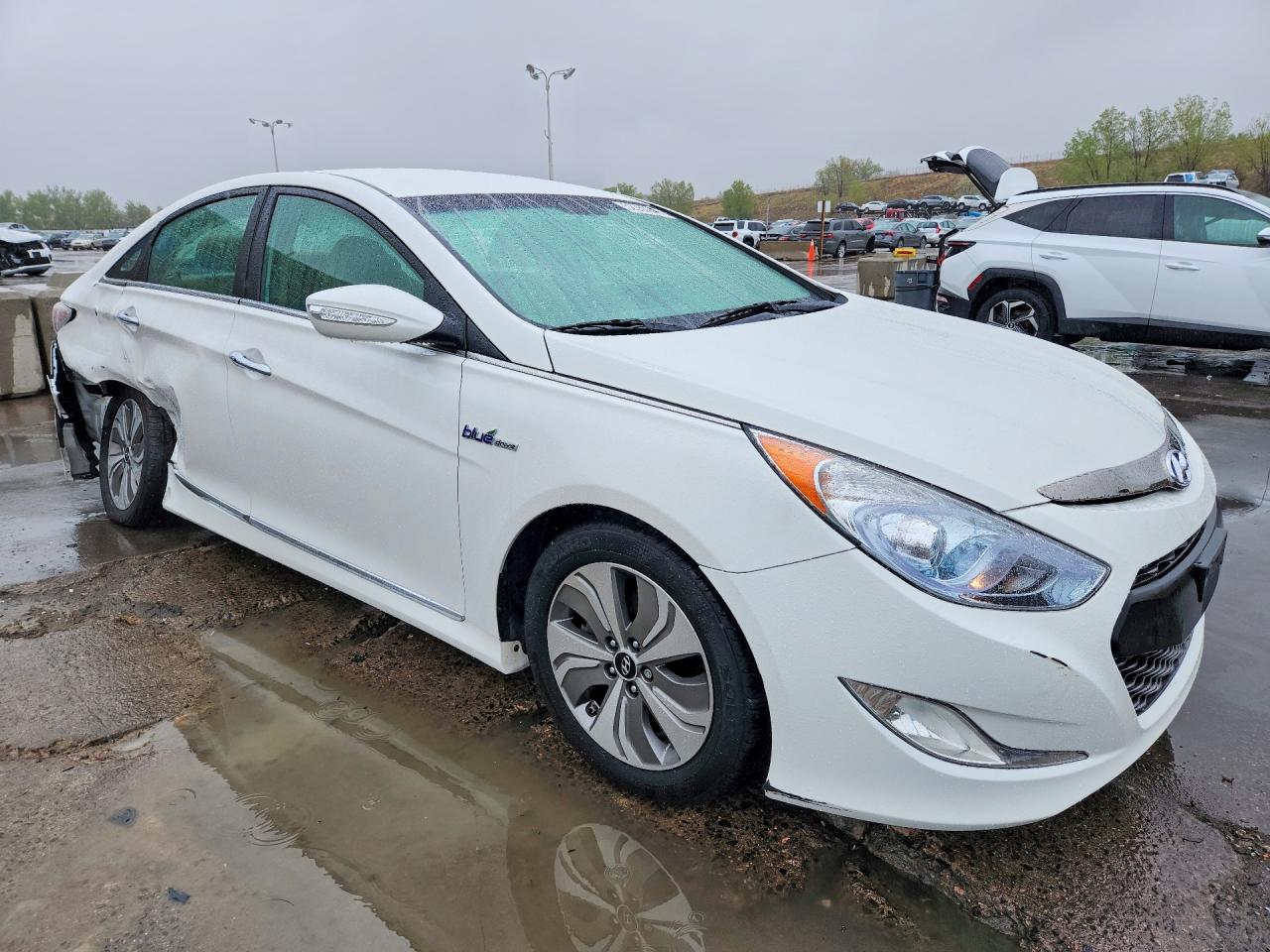 Hyundai SONATA Hybrid
