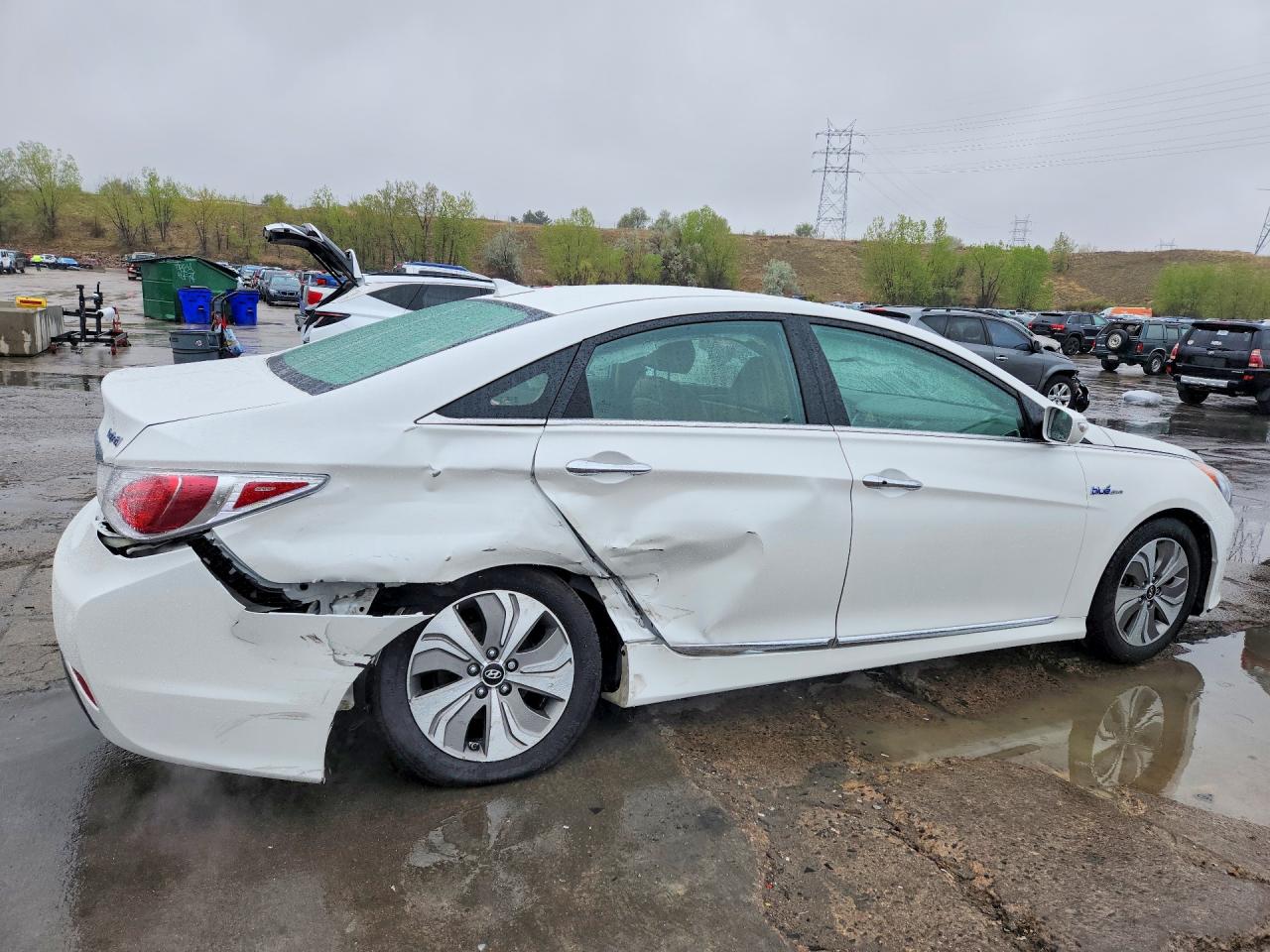 Hyundai SONATA Hybrid