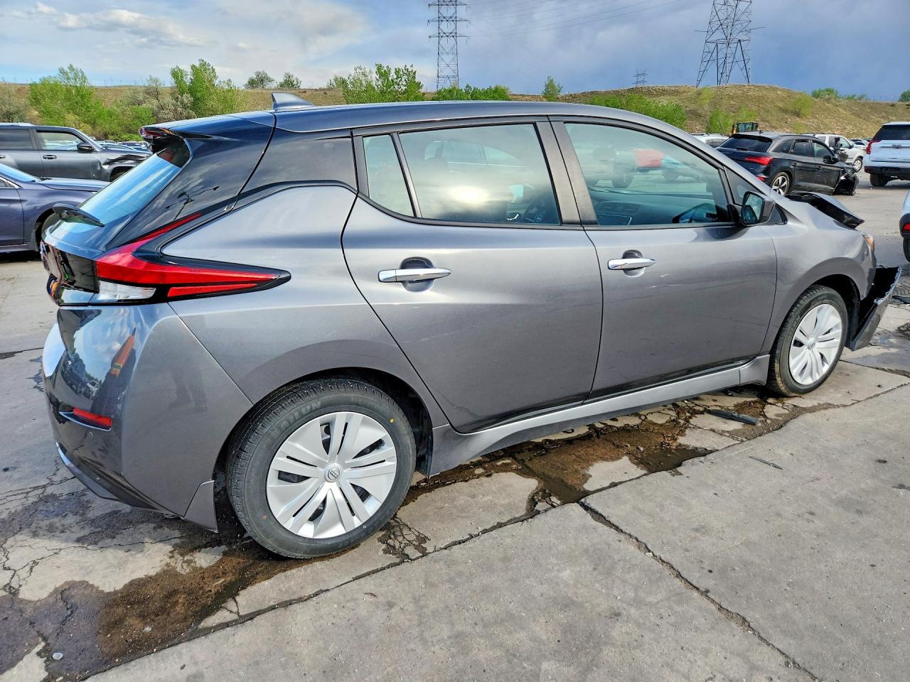 Nissan LEAF S