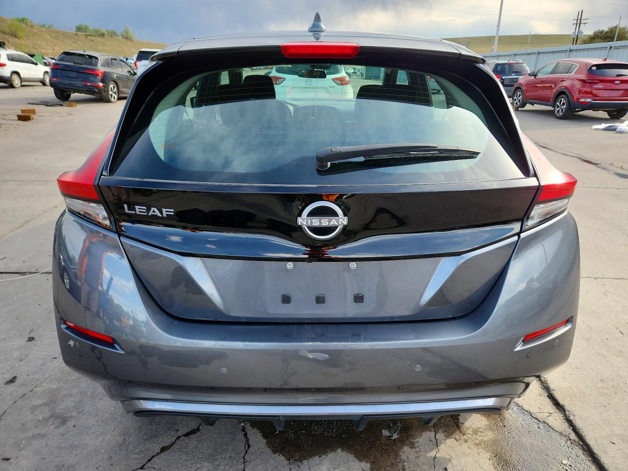 Nissan LEAF S