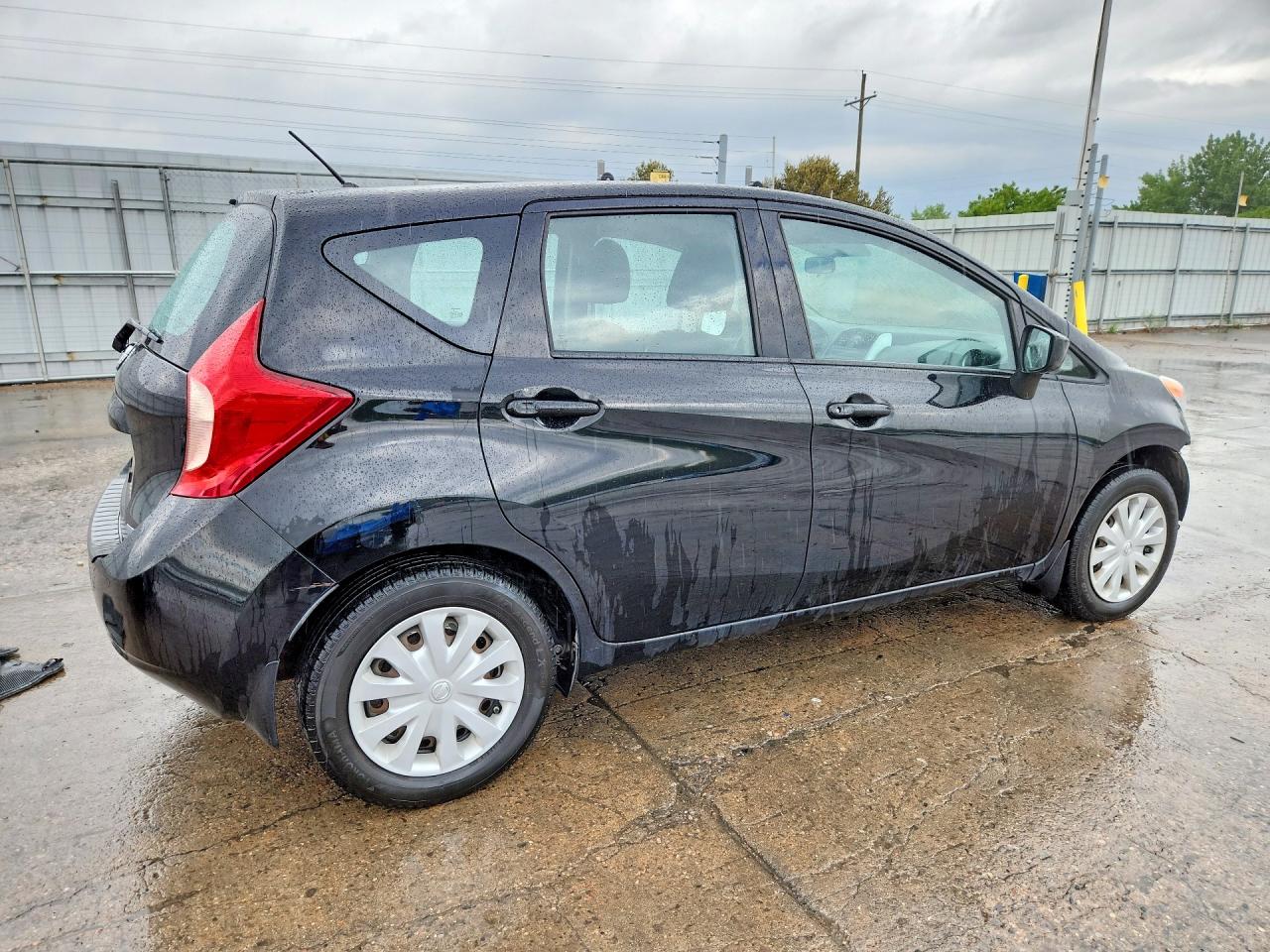 Nissan Versa S Plus