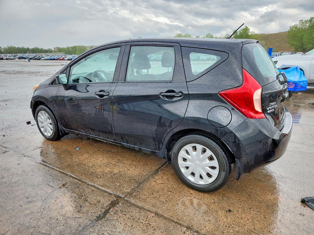 Nissan Versa S Plus