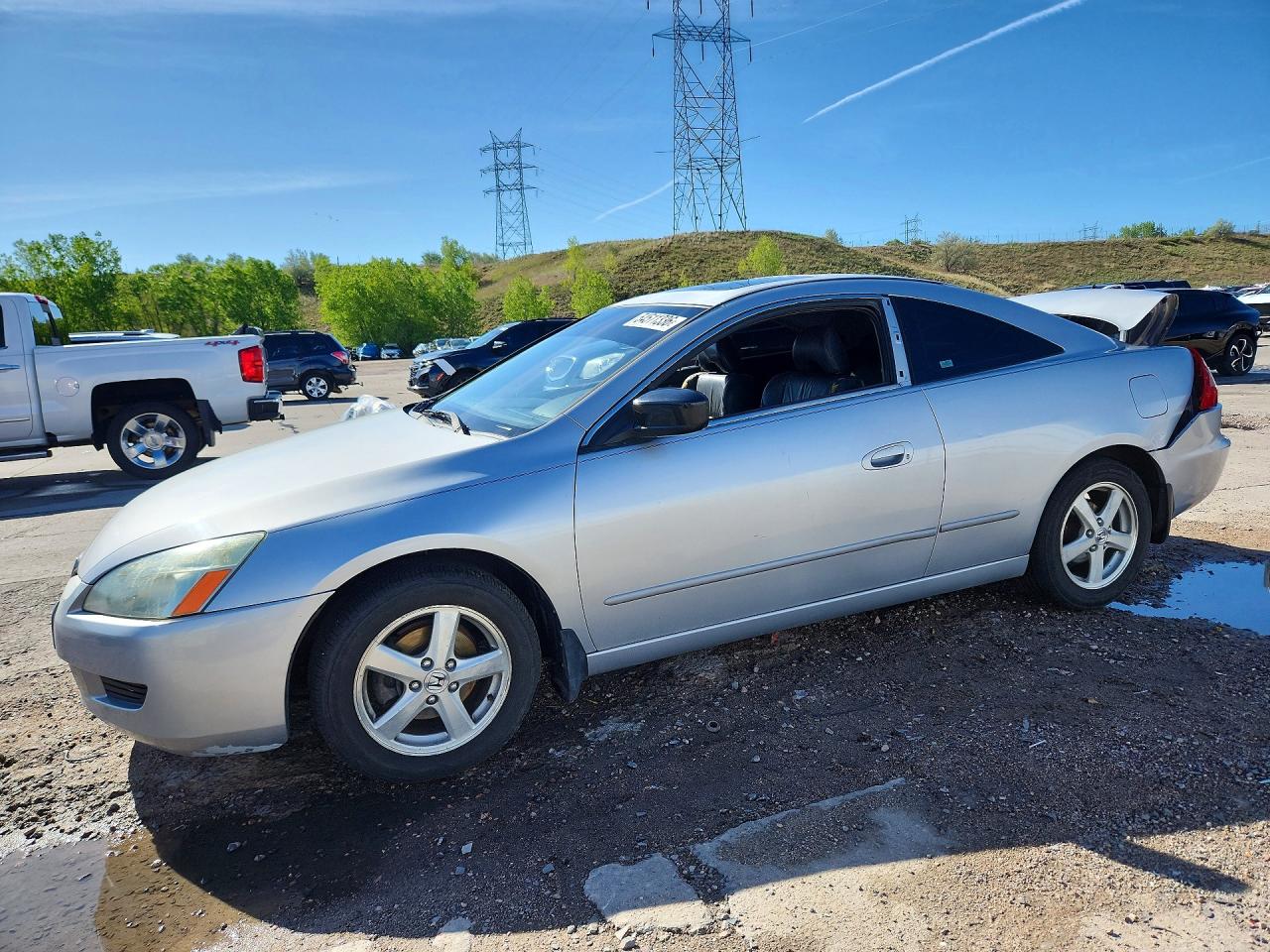 Salvage Honda Accord Image