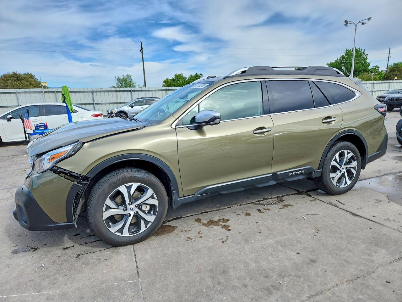 Salvage Subaru Outback Image