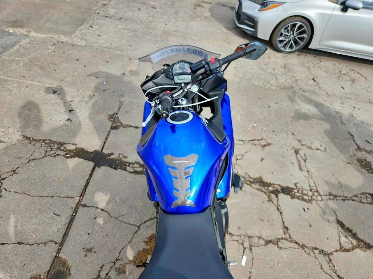 Kawasaki Ex E