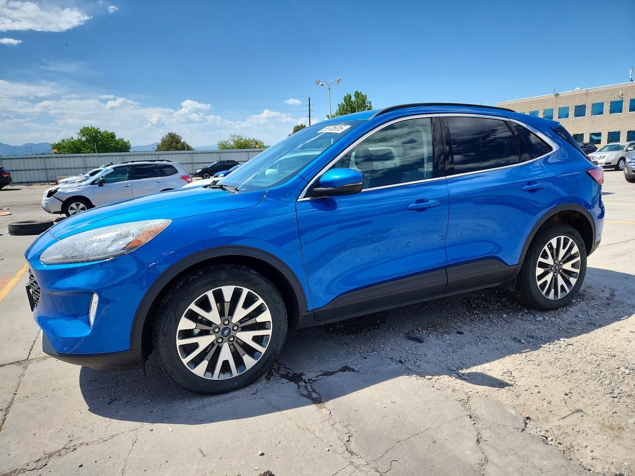 Salvage Ford Escape Image