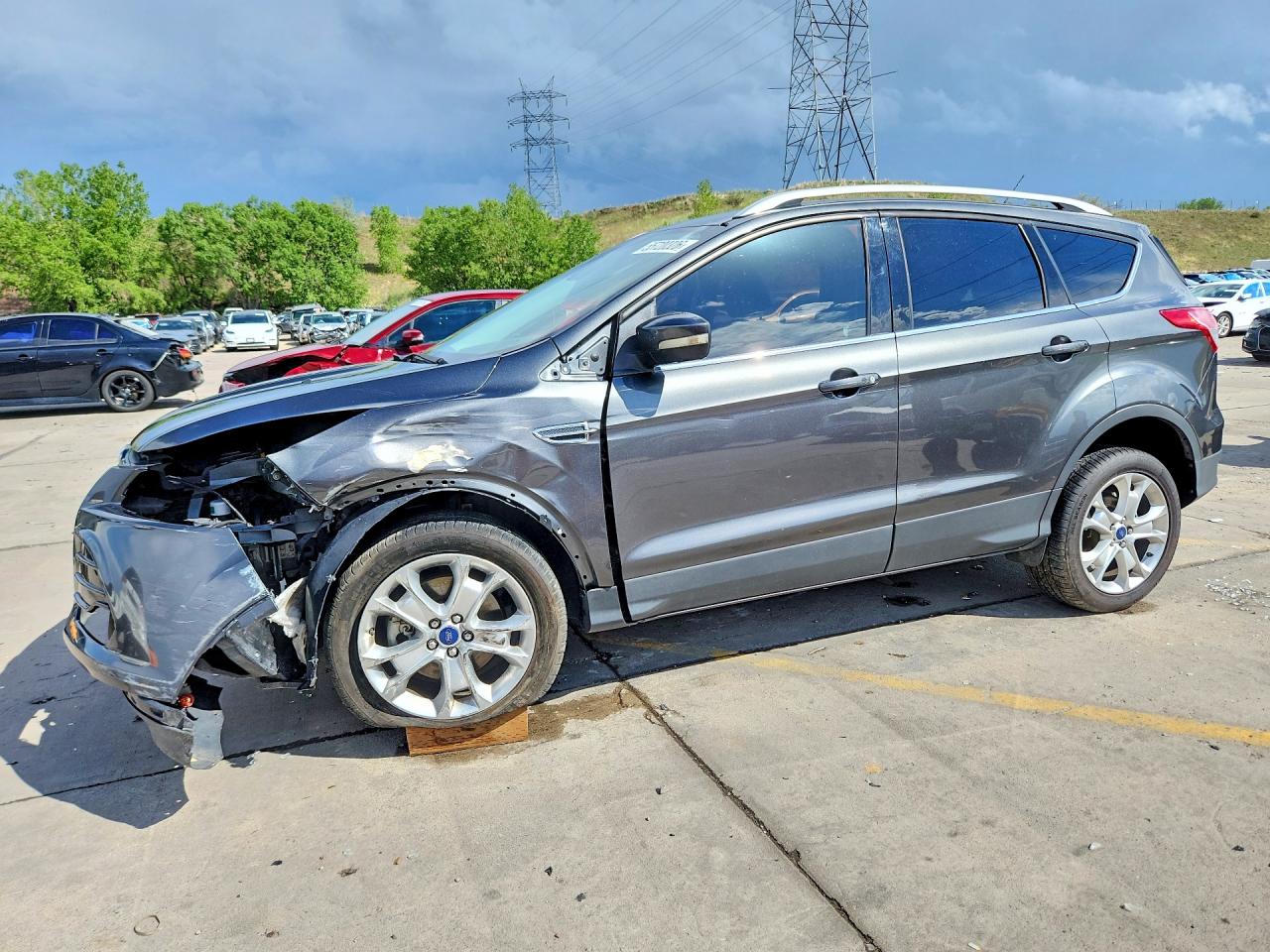 Salvage Ford Escape Image