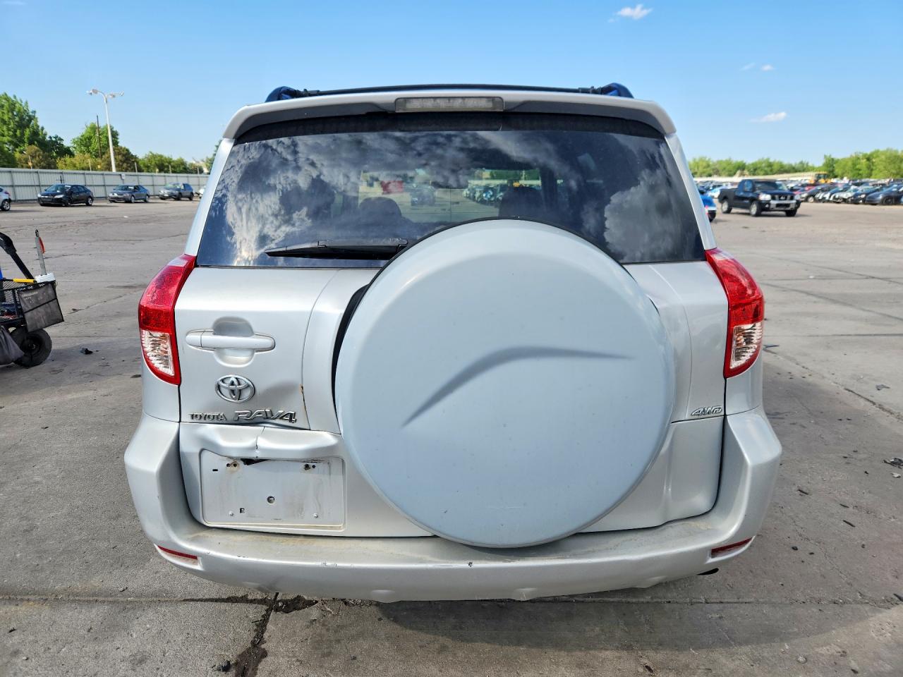 Toyota RAV4 Base