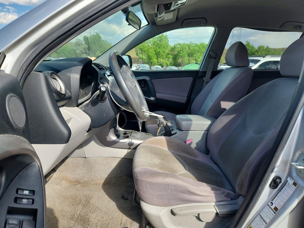 Toyota RAV4 Base