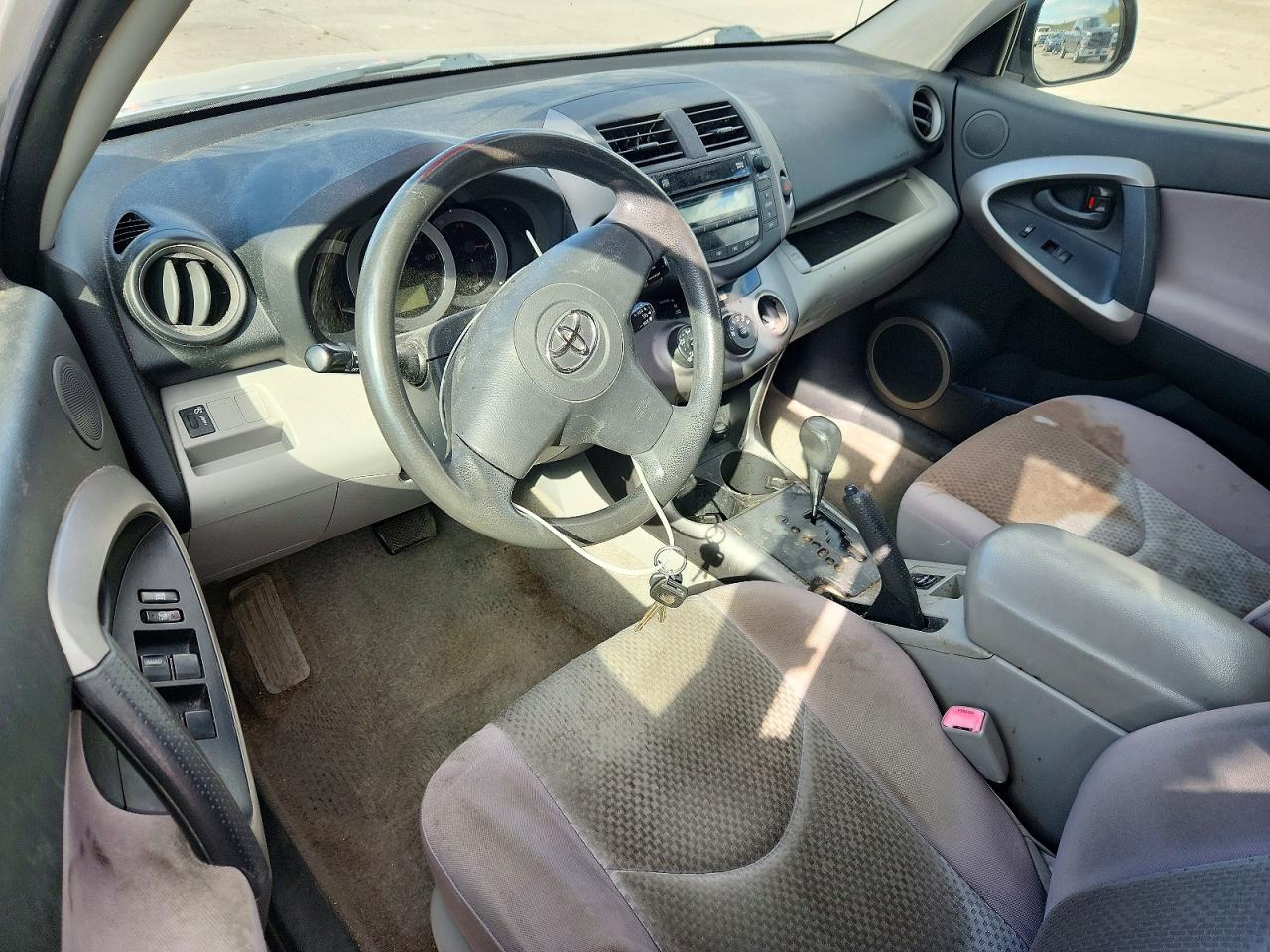 Toyota RAV4 Base