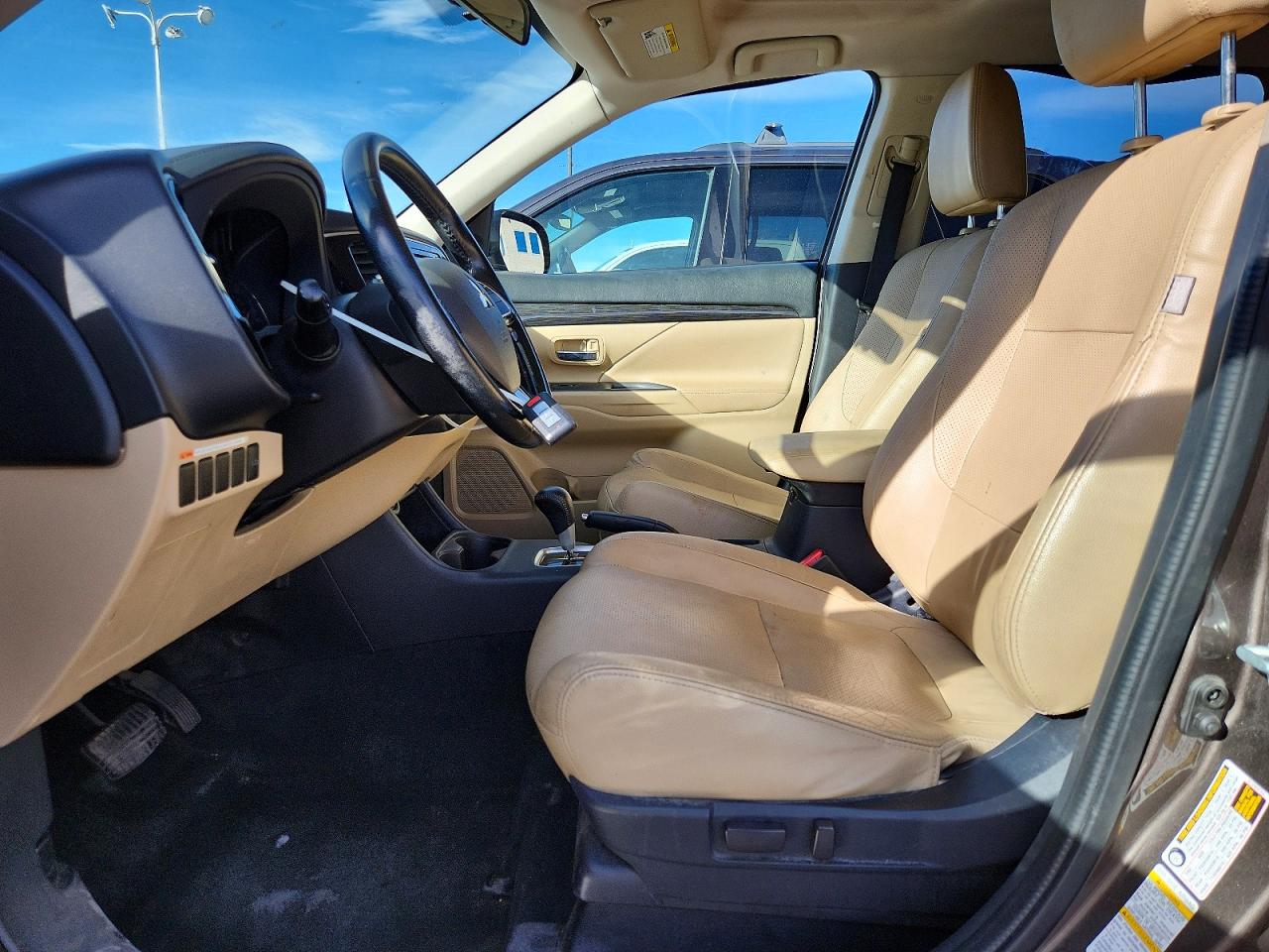Mitsubishi Outlander Se