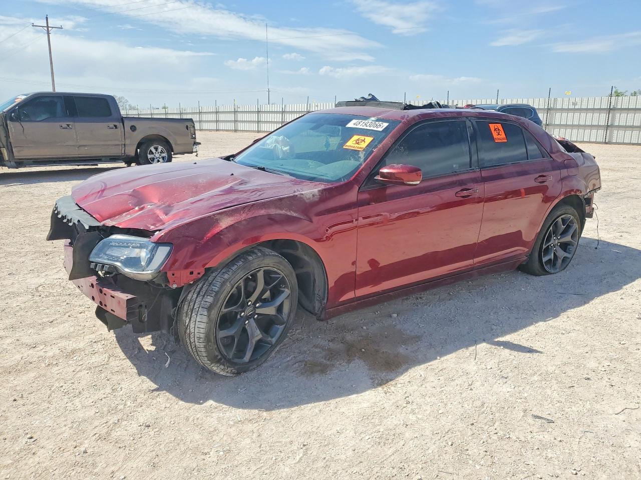 Salvage Chrysler 300 Image