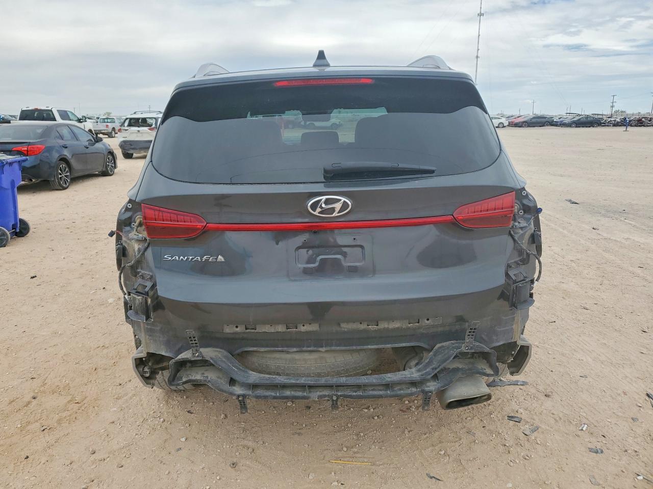 Hyundai SANTA FE