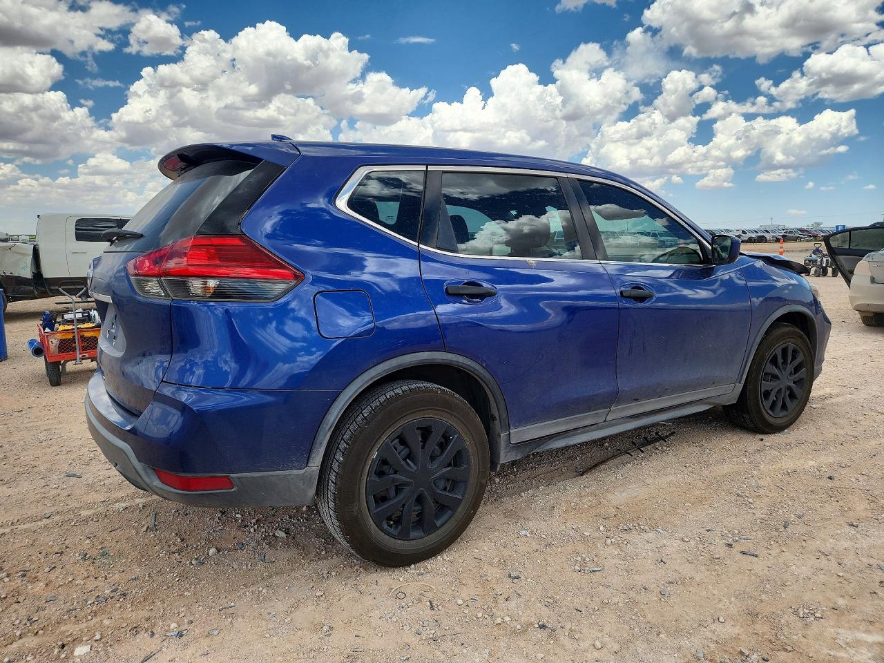 Nissan Rogue S