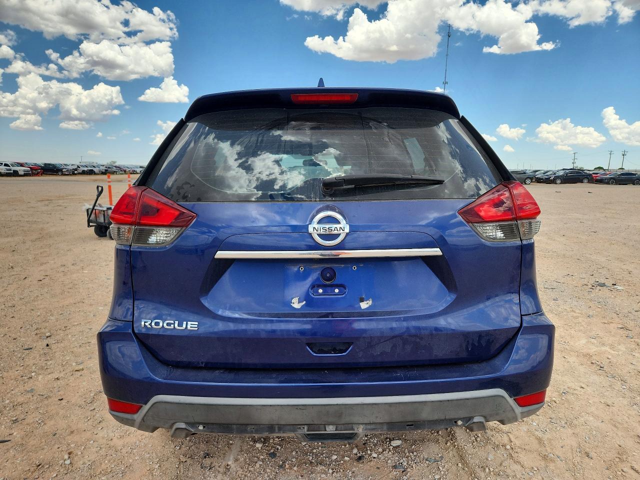 Nissan Rogue S