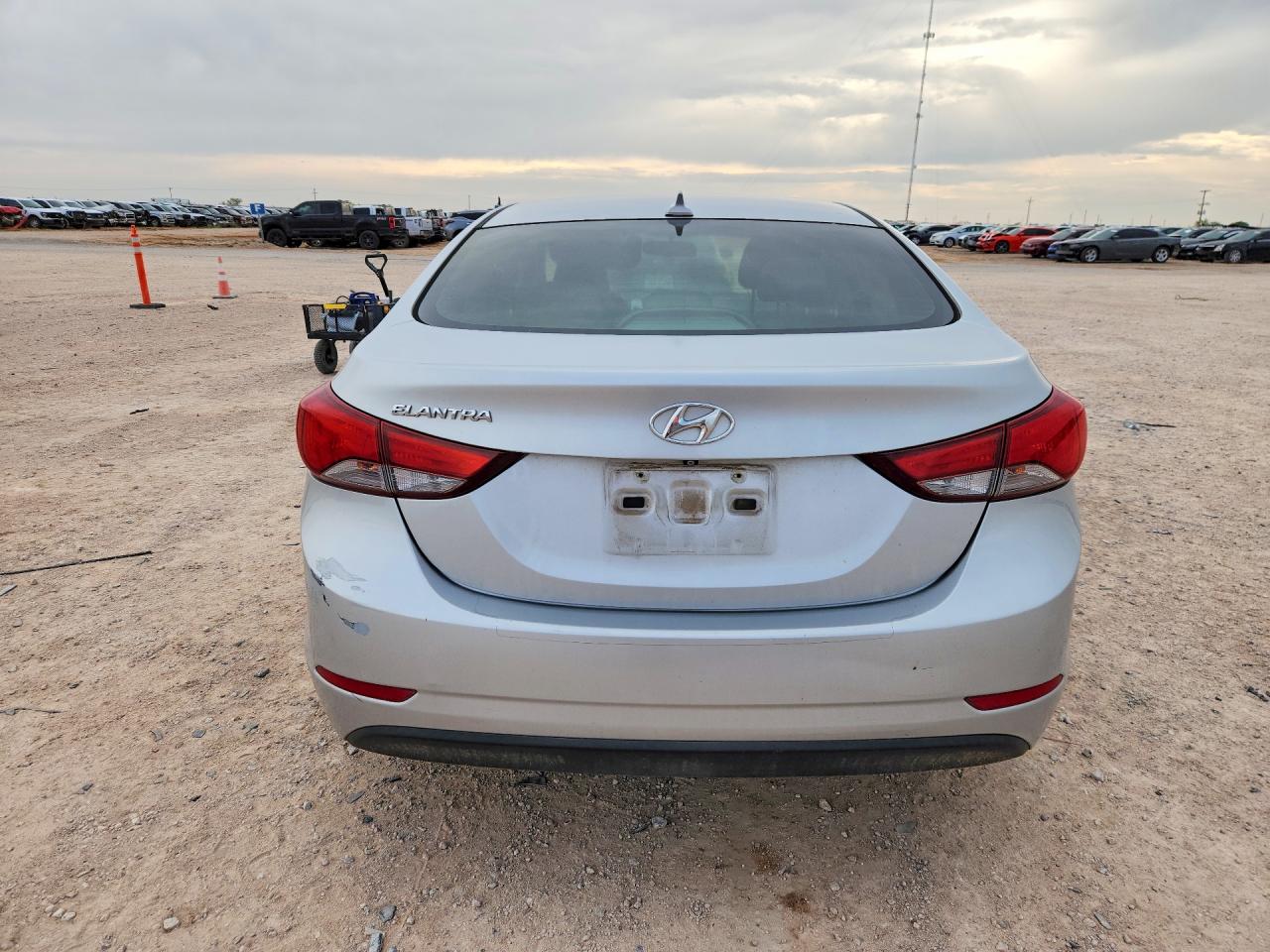 Hyundai ELANTRA Se