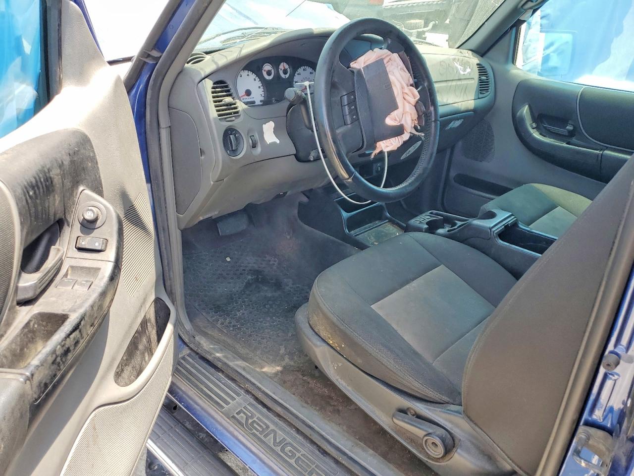 Ford Ranger Super Cab
