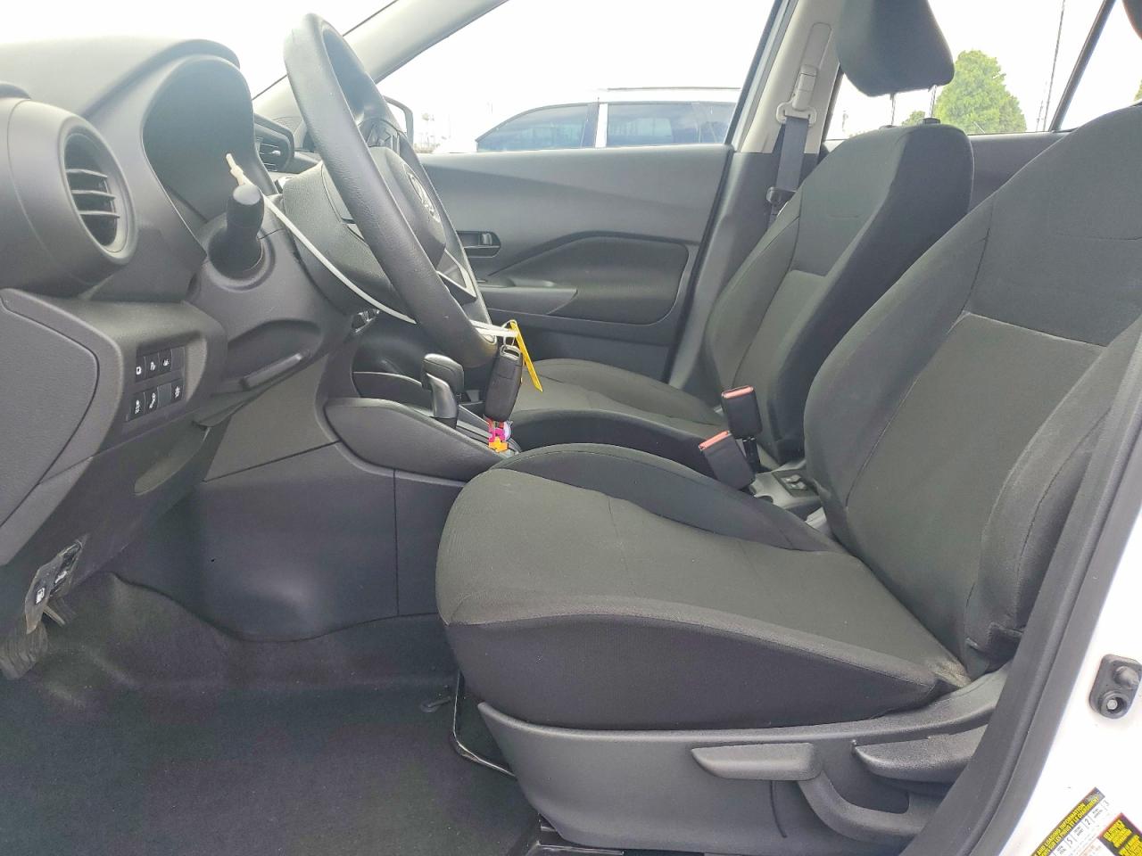 Nissan Kicks Play S
