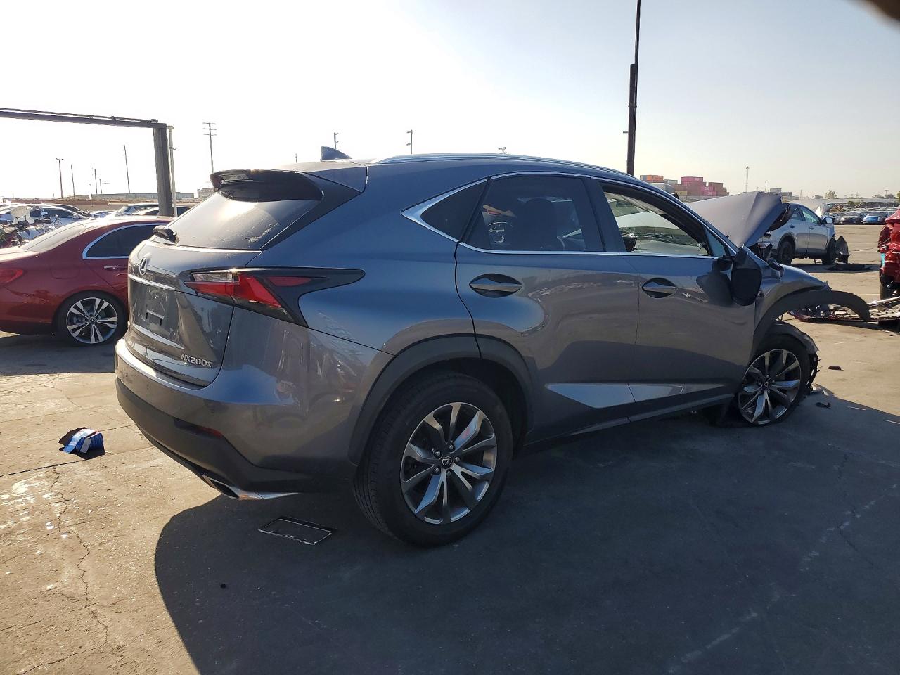 Lexus NX 200t