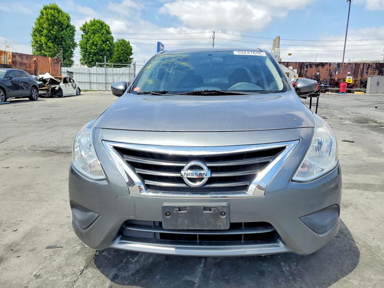 Nissan Versa 1.6 S