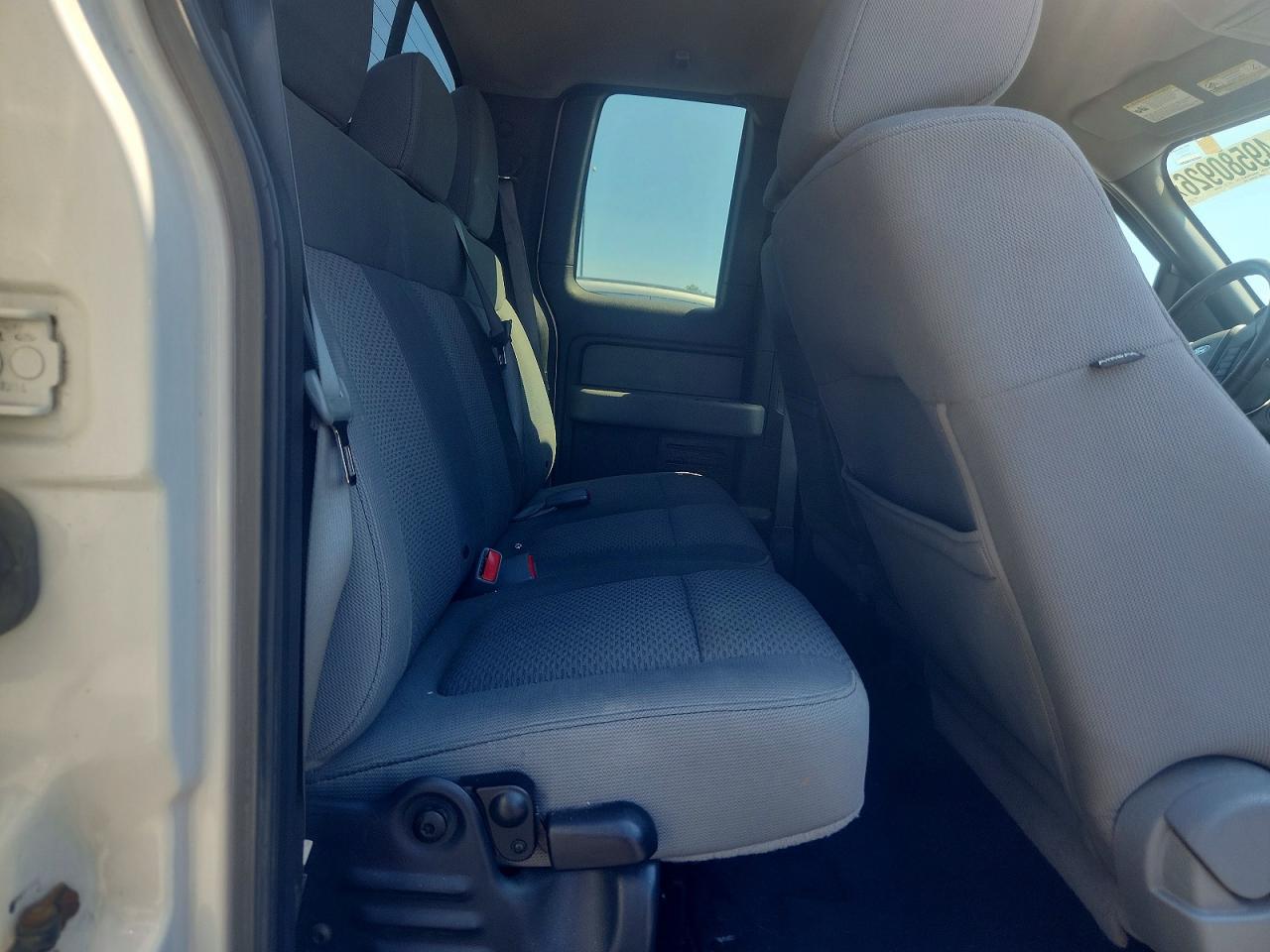 Ford F-150 Super Cab