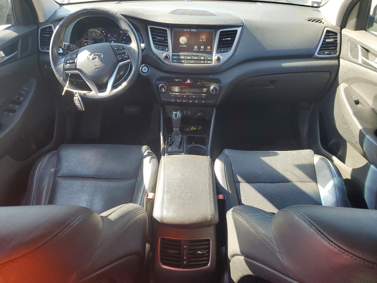Hyundai TUCSON Se Plus