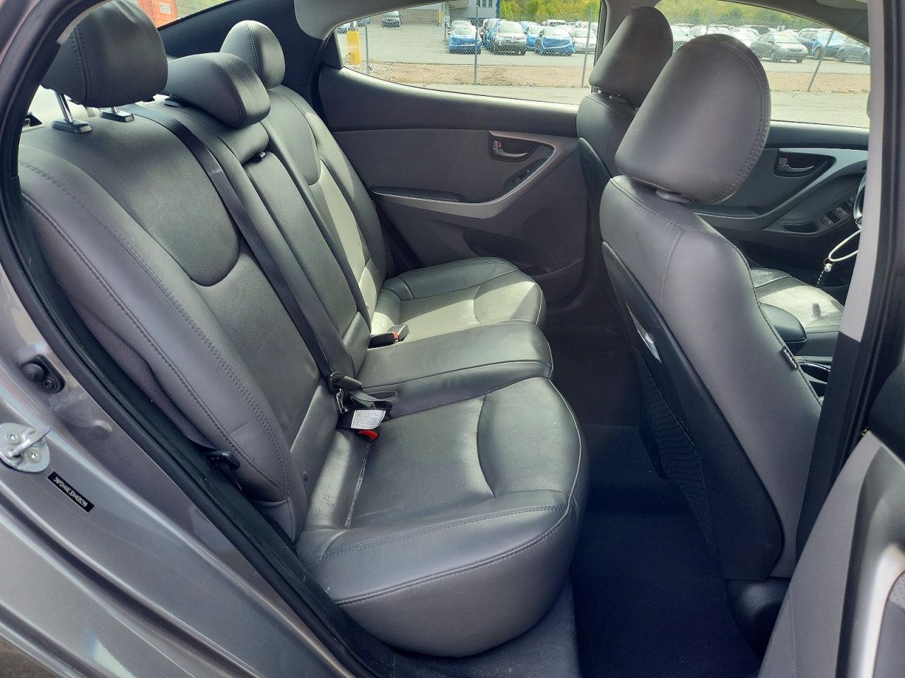 Hyundai ELANTRA Limited