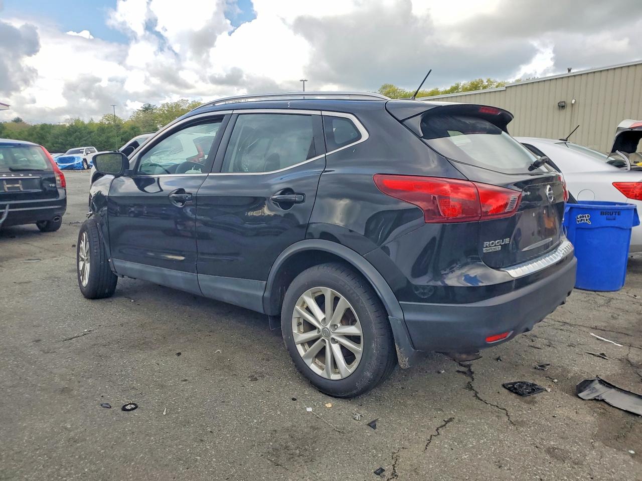 Nissan Rogue Sv
