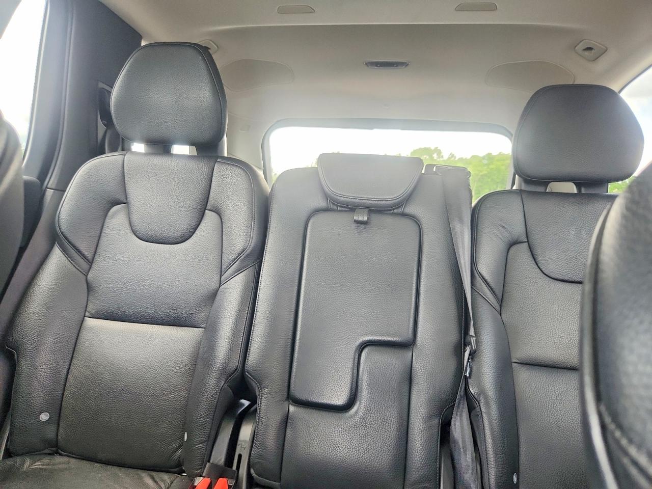 Volvo XC90 T6