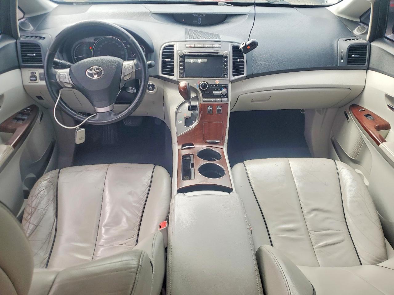 Toyota Venza Awd V6