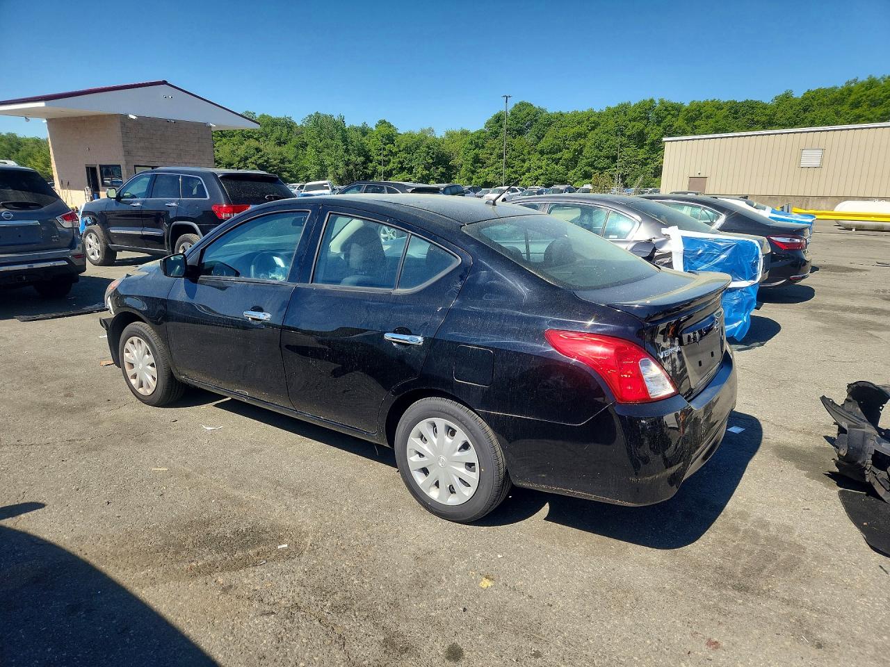 Nissan Versa Sv