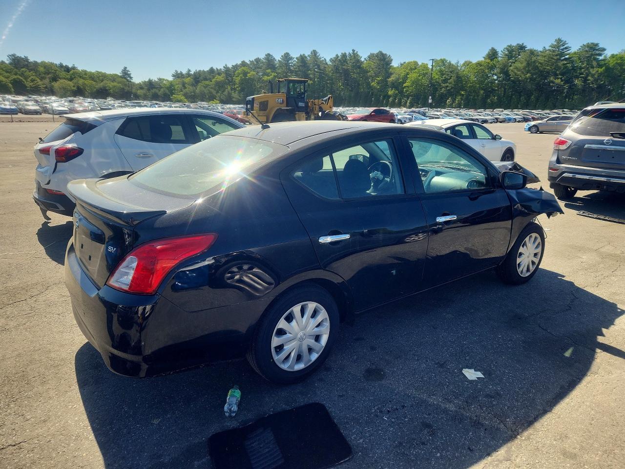 Nissan Versa Sv