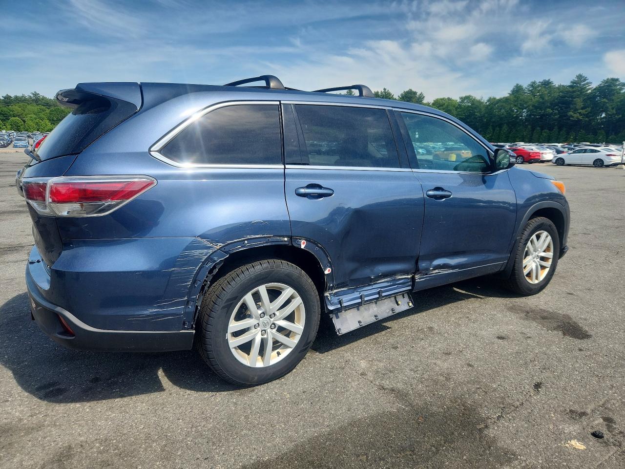 Toyota Highlander Le