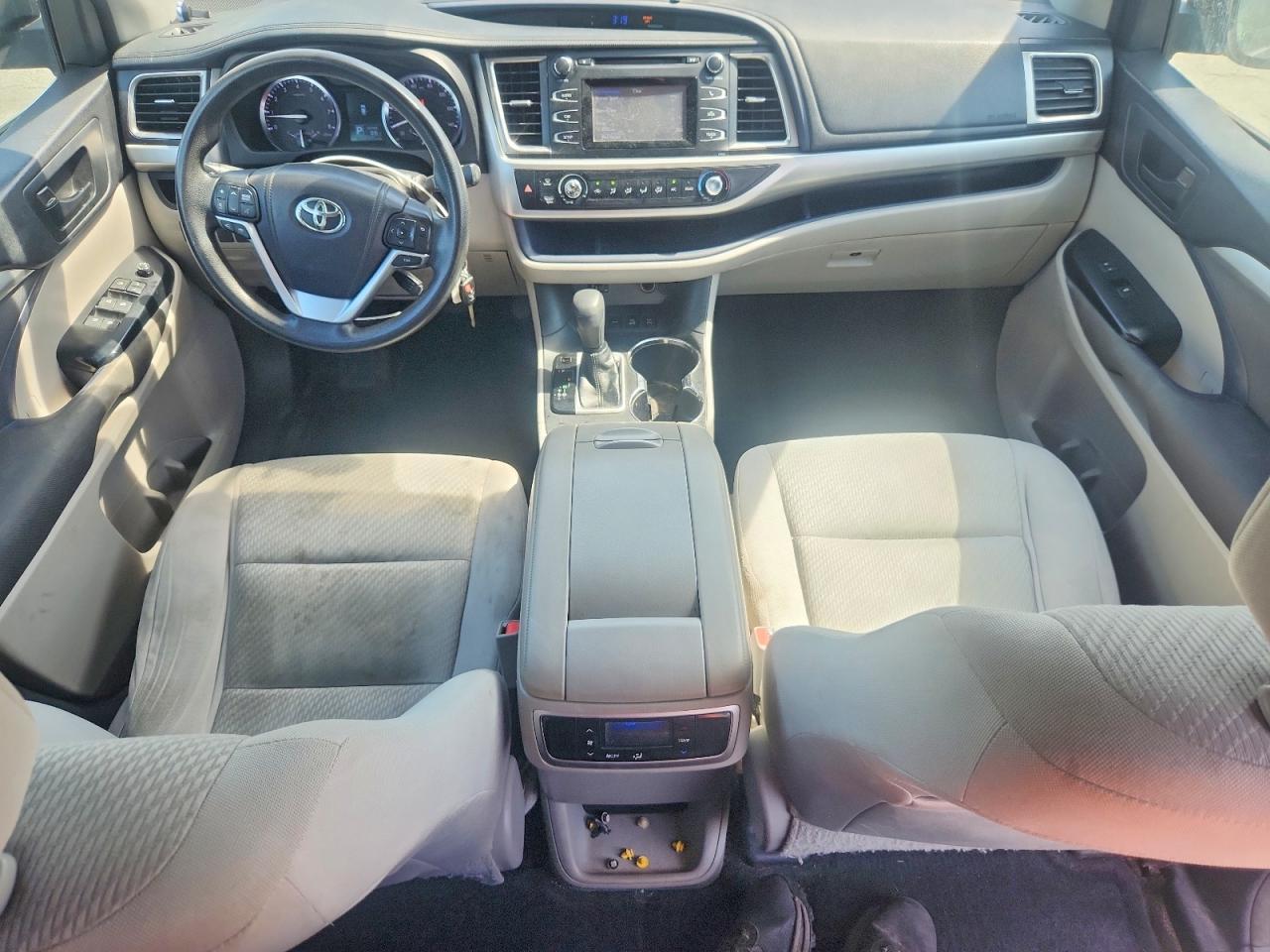 Toyota Highlander Le