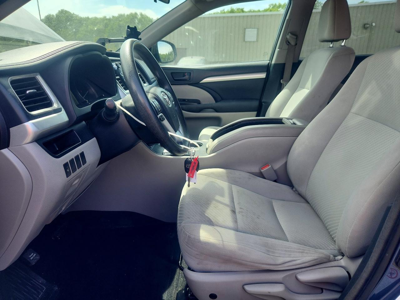 Toyota Highlander Le