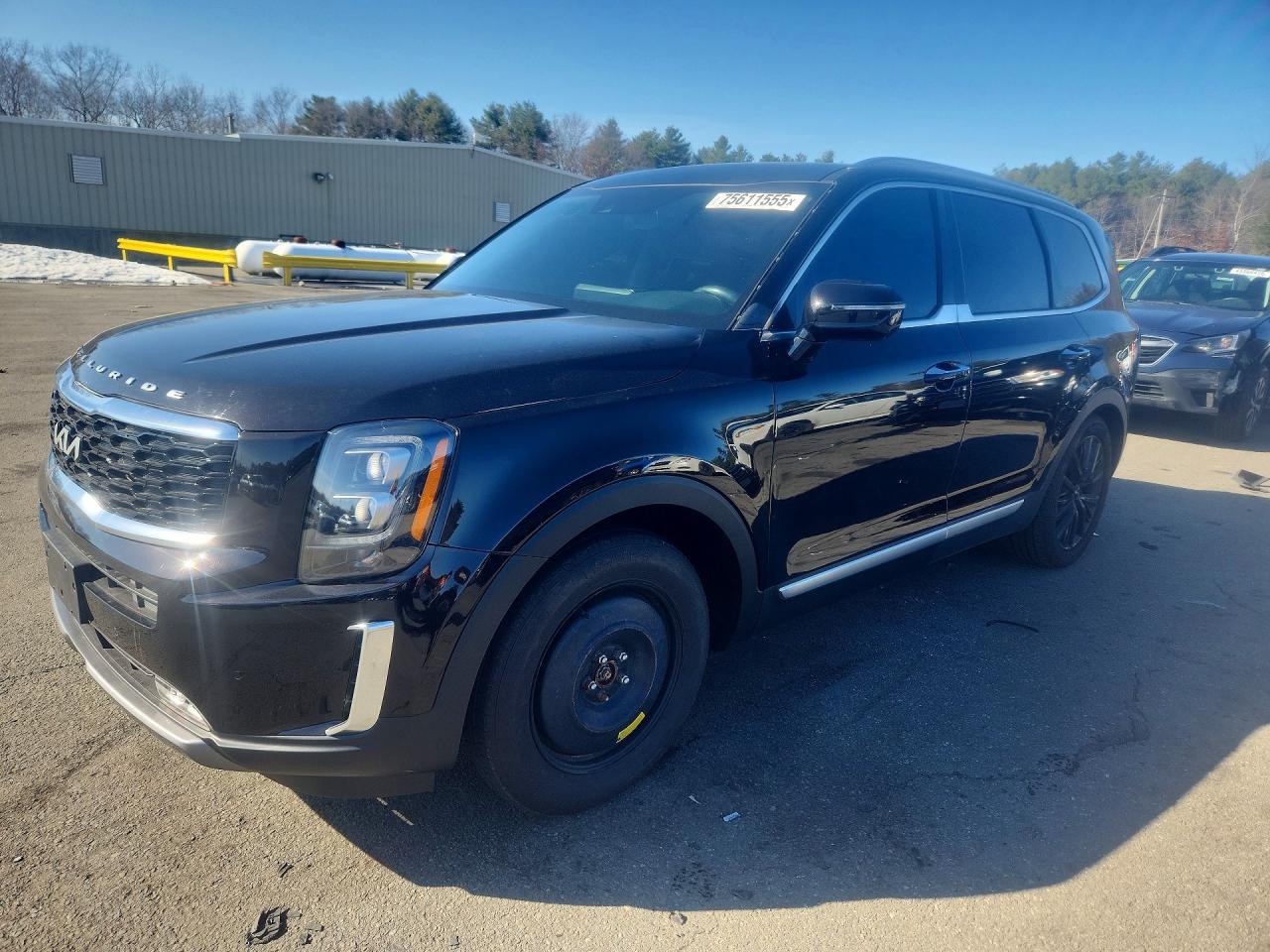 Salvage Kia Telluride Image