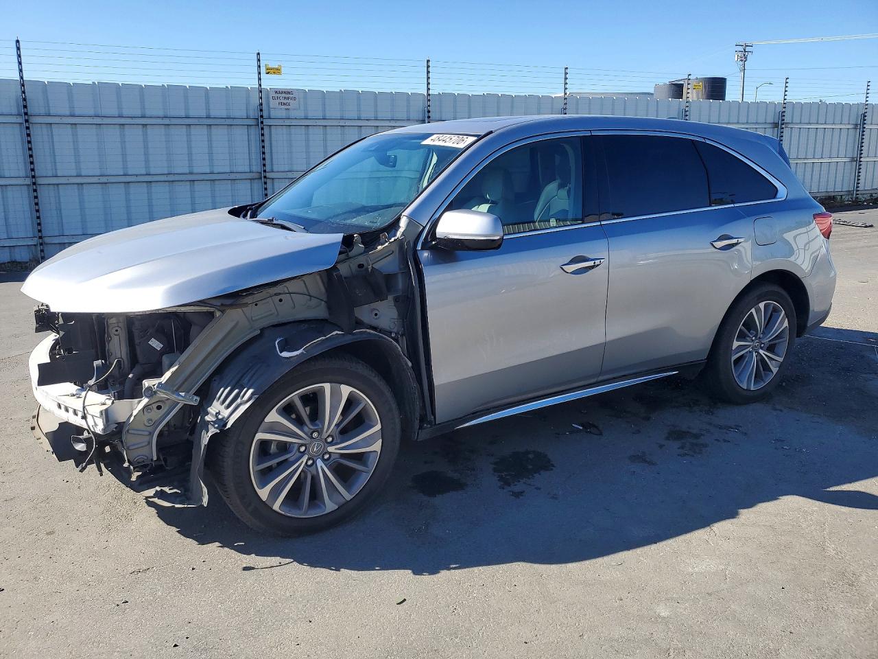 Salvage Acura MDX Image
