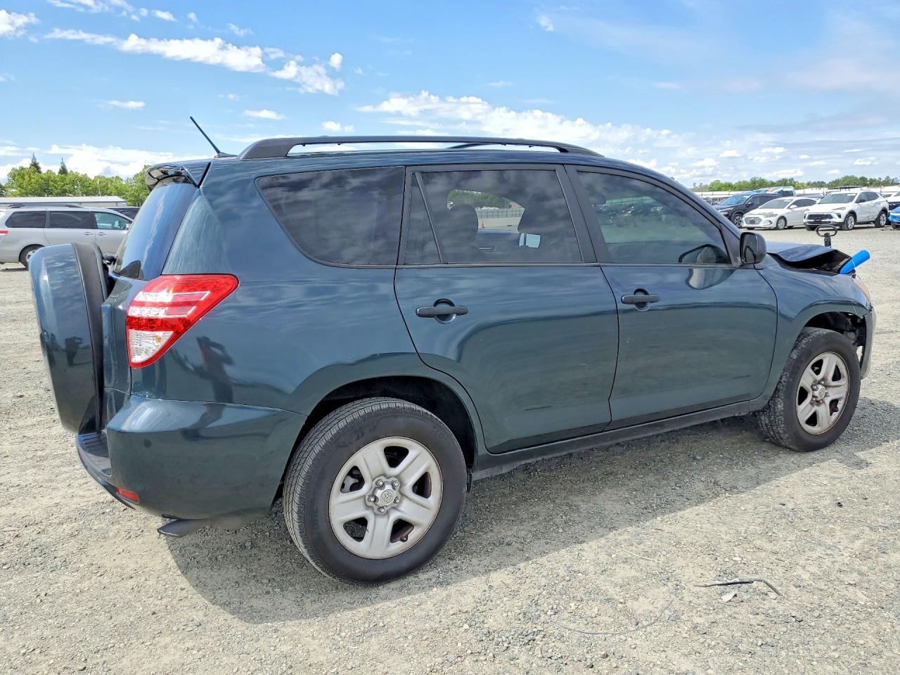 Toyota RAV4 Base