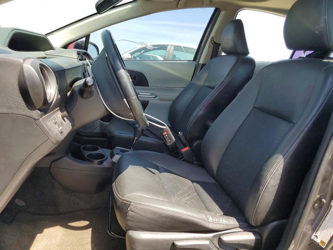 Toyota Prius Four