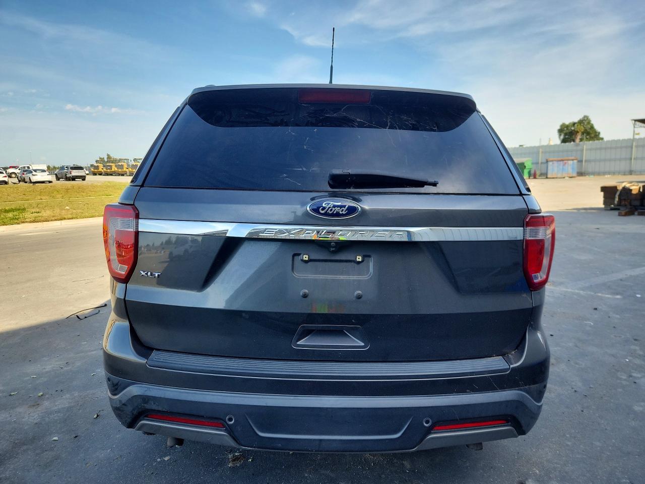 Ford Explorer Xlt