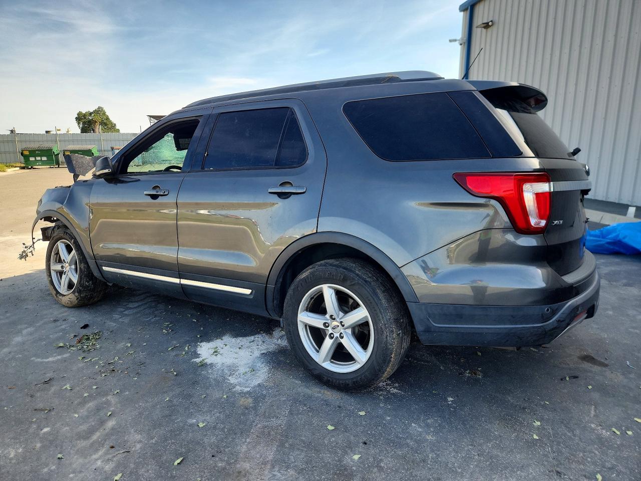 Ford Explorer Xlt