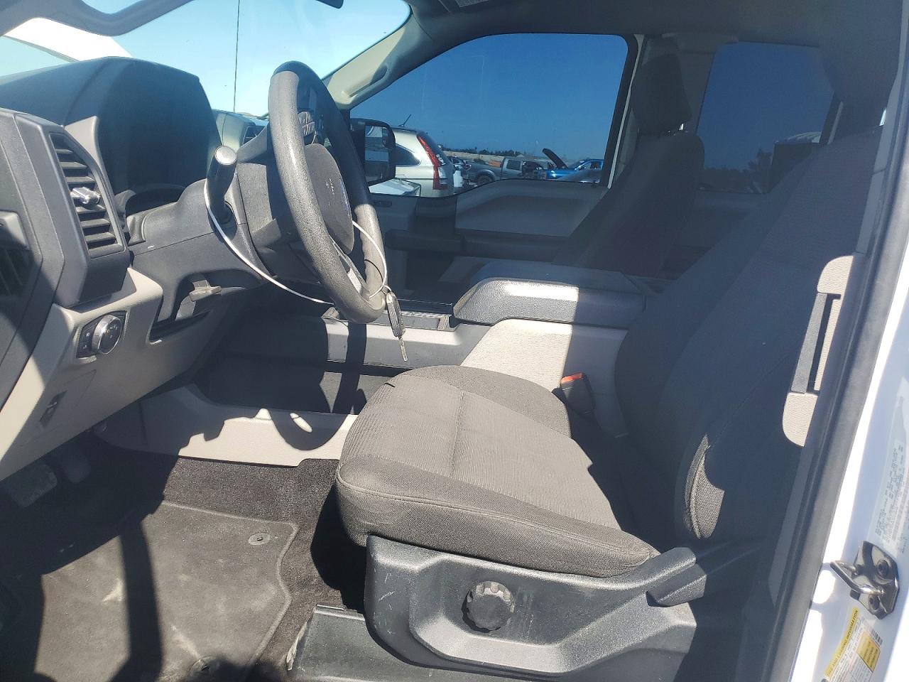 Ford F-150 Super Cab