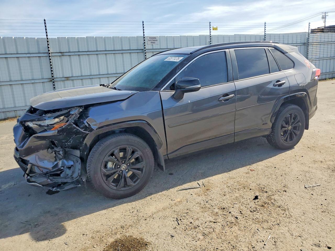Salvage Toyota RAV4 Image